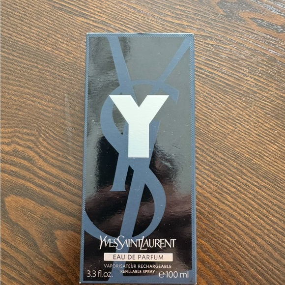 Yves Saint Laurent Eau de Parfum in Black and Silver